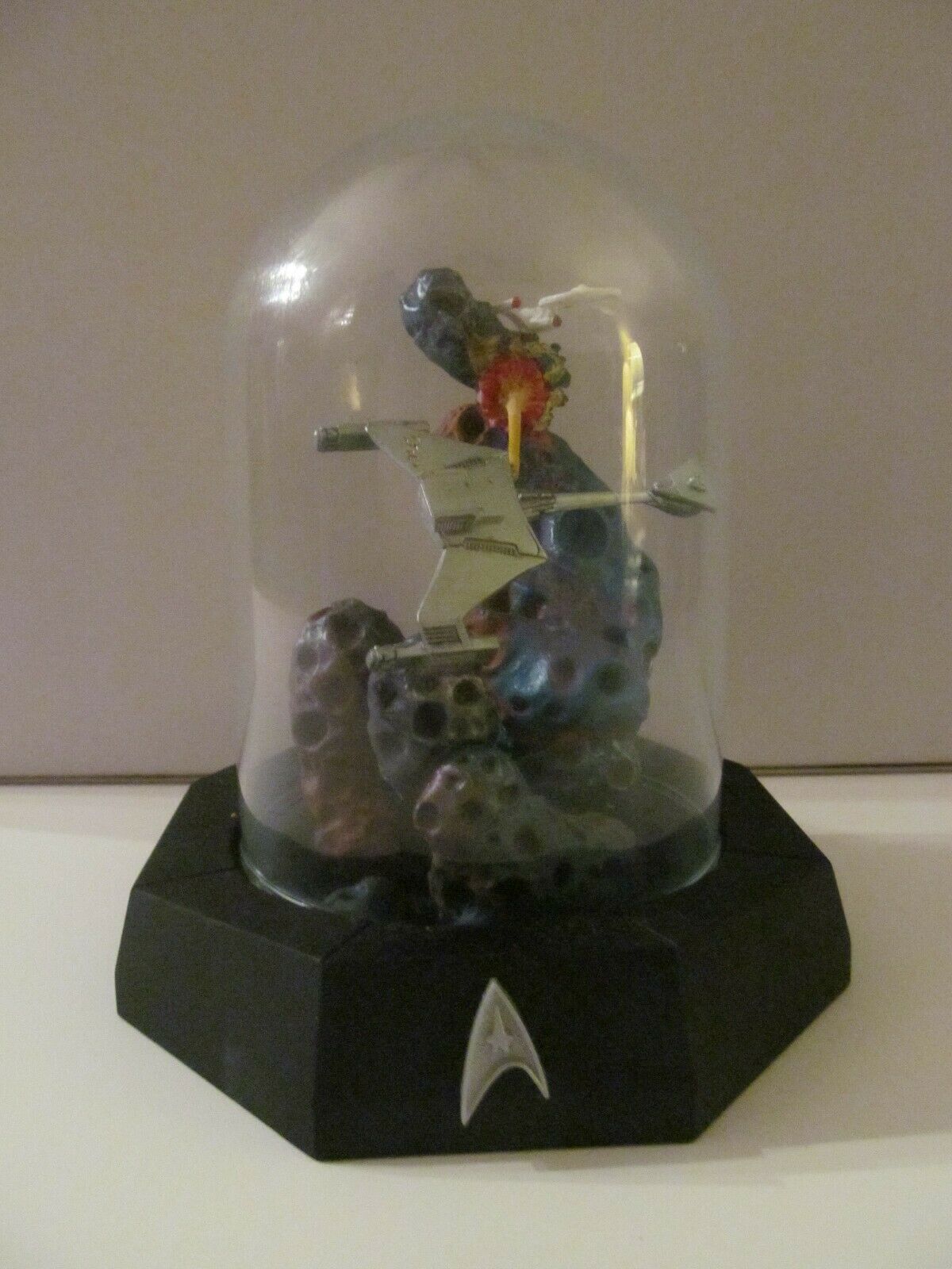Franklin Mint - Star Trek Miniature Sculpture In Glass Dome - Klingon Encounter